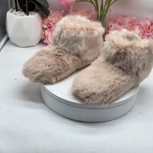 Ugg UGG Amary Quartz Slippers Sz 7